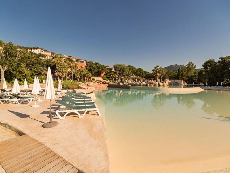 Le Mas De Grimaud Exterior foto